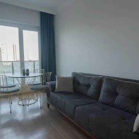 Charming 3bdr In The Heart Of Halkal Merkez Appartement